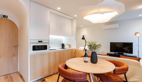 Studio Apartment
