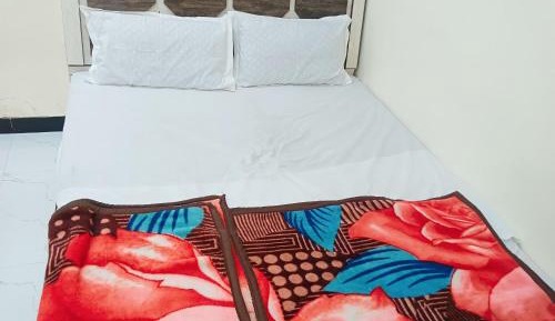 Deluxe Double Room (1 adult + 1 child)