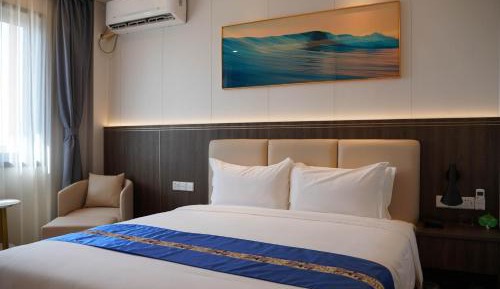 Standard King Room