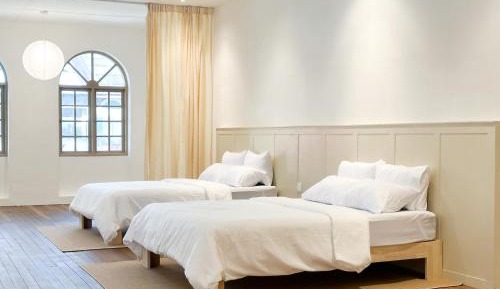 Deluxe Double or Twin Room with City View
