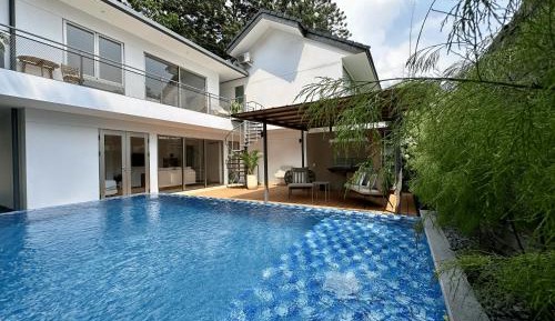 Suite with Private Pool