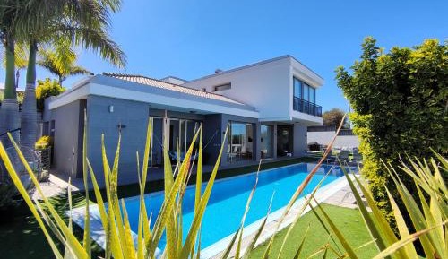 Villa with Sea View