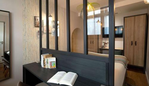 Studio with Kitchenette