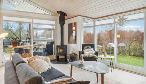 Three-Bedroom Holiday Home 