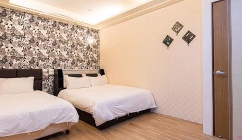 Triple Room with Private Bathroom