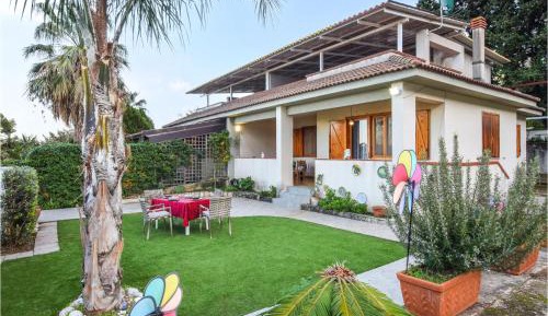 Two-Bedroom Holiday Home
