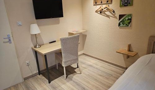 Budget Single Room