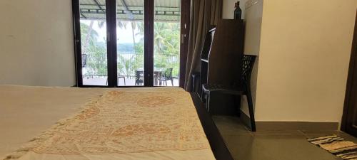 Double Room with Lake View