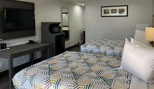 Quadruple Room - Non-Smoking