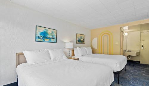 Queen Room with Balcony