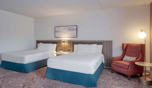 Queen Room with Two Queen Beds - Mobility and Hearing Access