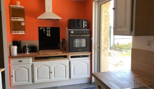 Holiday Home (6 Adults)