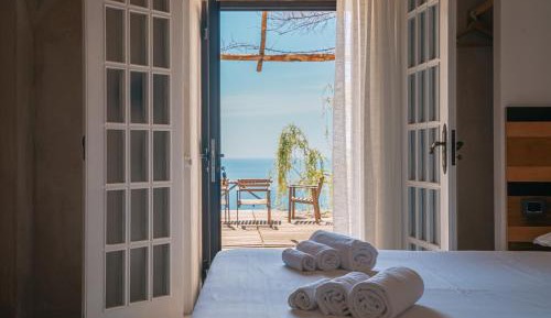 Queen Room with Sea View