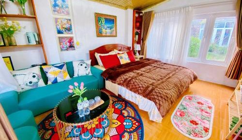 Double Room with Shared Toilet