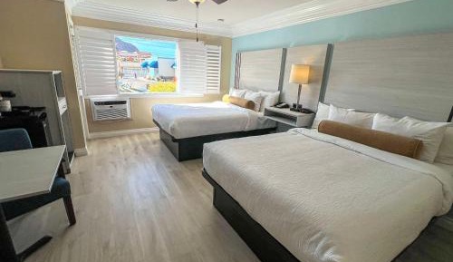 Queen Room with Two Queen Beds