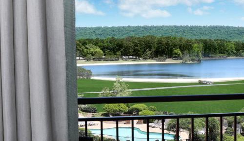 Lodge and Spa Lake View King