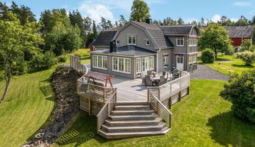 Four-Bedroom Holiday Home