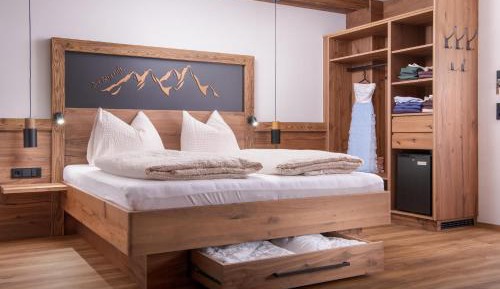 Double Room with Shower