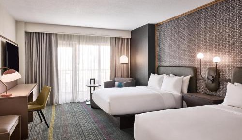Guest Room with Two Double Beds