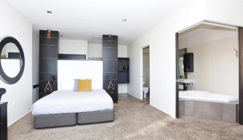 King Suite