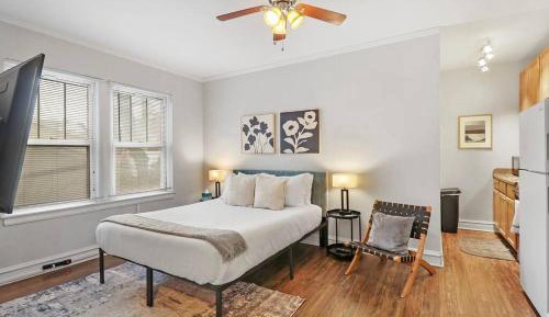 Studio Apartment