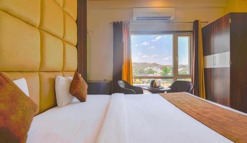 Double Room with Mountain View