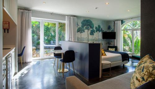 Junior Suite with Balcony and Kitchenette