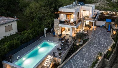Villa with Private Pool