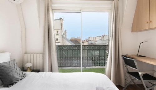 Apartment with Balcony