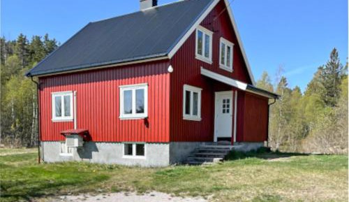 Four-Bedroom Holiday Home