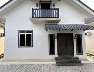 Family Bungalow