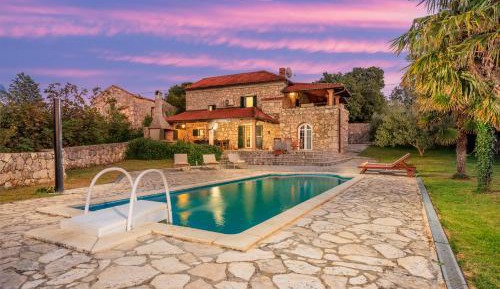 Villa with Private Pool