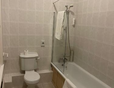 Twin Room with Private Bathroom
