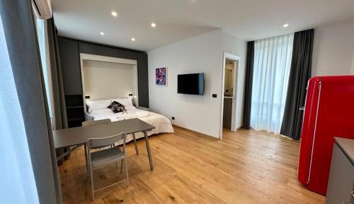 Studio Apartment