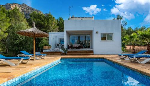 Villa with Sea View