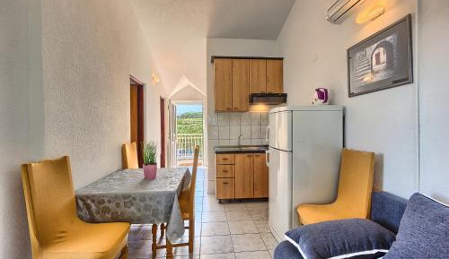 Two-Bedroom Apartment with Balcony and Sea View