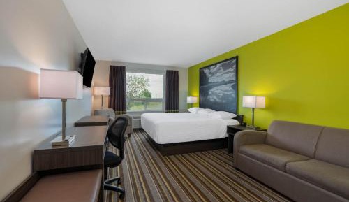 King Room with Sofa Bed - Non-Smoking