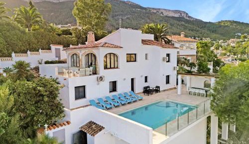 Villa with Sea View