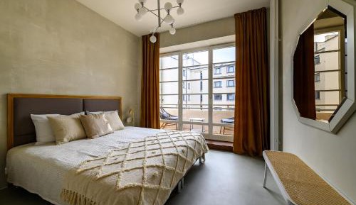 Apartment with Terrace