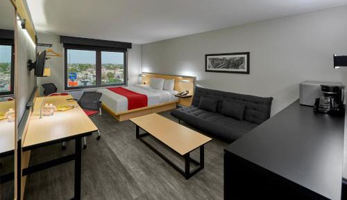 Superior King Room with Sofa Bed
