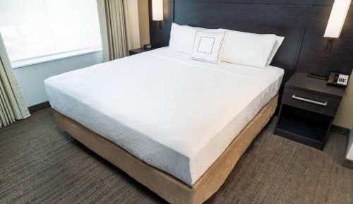 Wellness King Room with Sofa Bed
