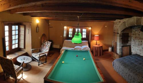 Quadruple Room with Private Bathroom