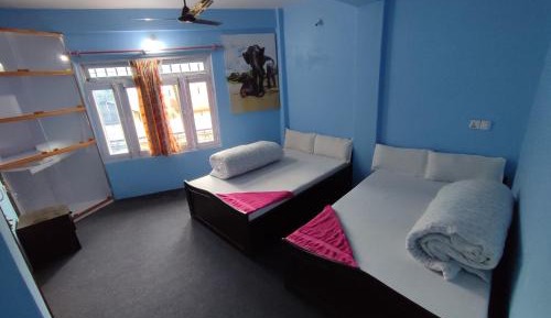 Twin Room with Mountain View