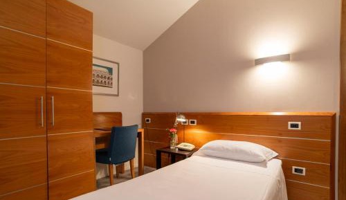 Small Single Room