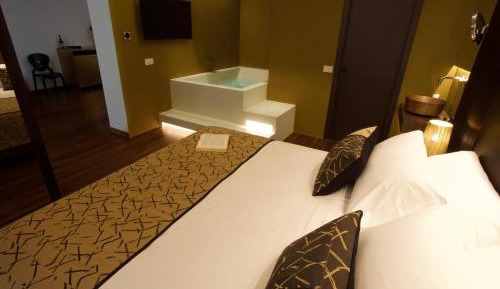 Suite with Private Pool