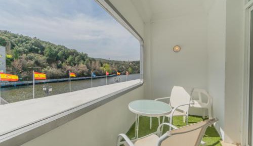 Twin Room with Lake View