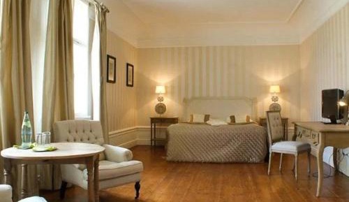 Junior Suite with Park View