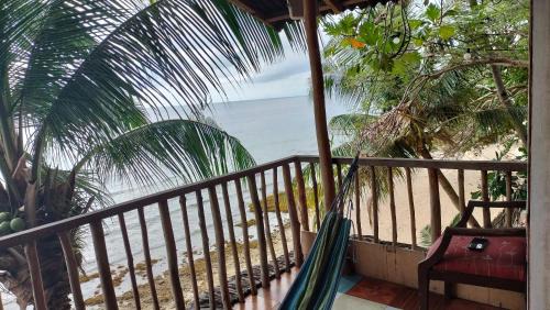 Deluxe Double Room with Balcony and Sea View
