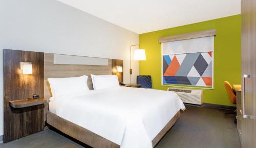 Standard King Room