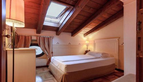 Single Room with Garden View